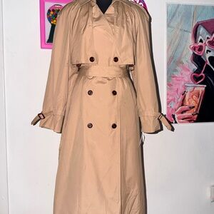 Rare Etienne Aigner Trench Coat with Detachable Rayon Sleeve Warmer